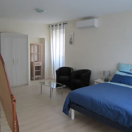 Les Cagouilles Bed & Breakfast Virson