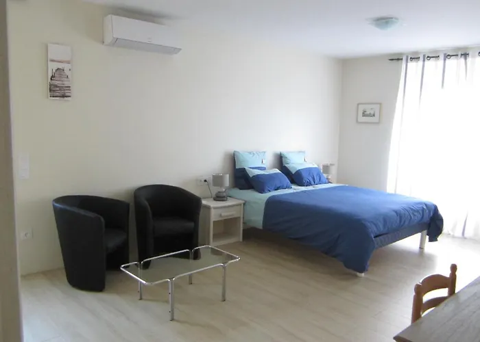 Les Cagouilles Bed & Breakfast 3*