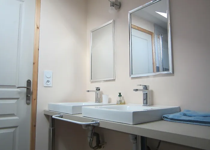 Les Cagouilles Bed & Breakfast Virson