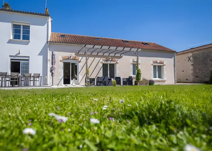 Les Cagouilles فندق مبيت وإفطار 3*